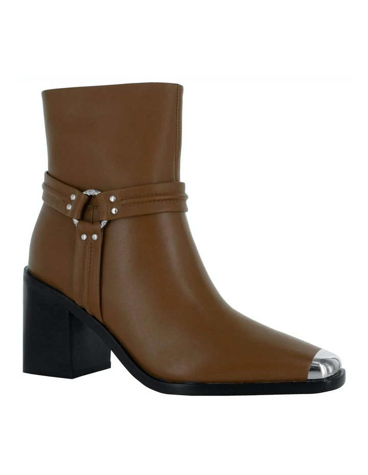 Hunny Heeled Boots in Brown