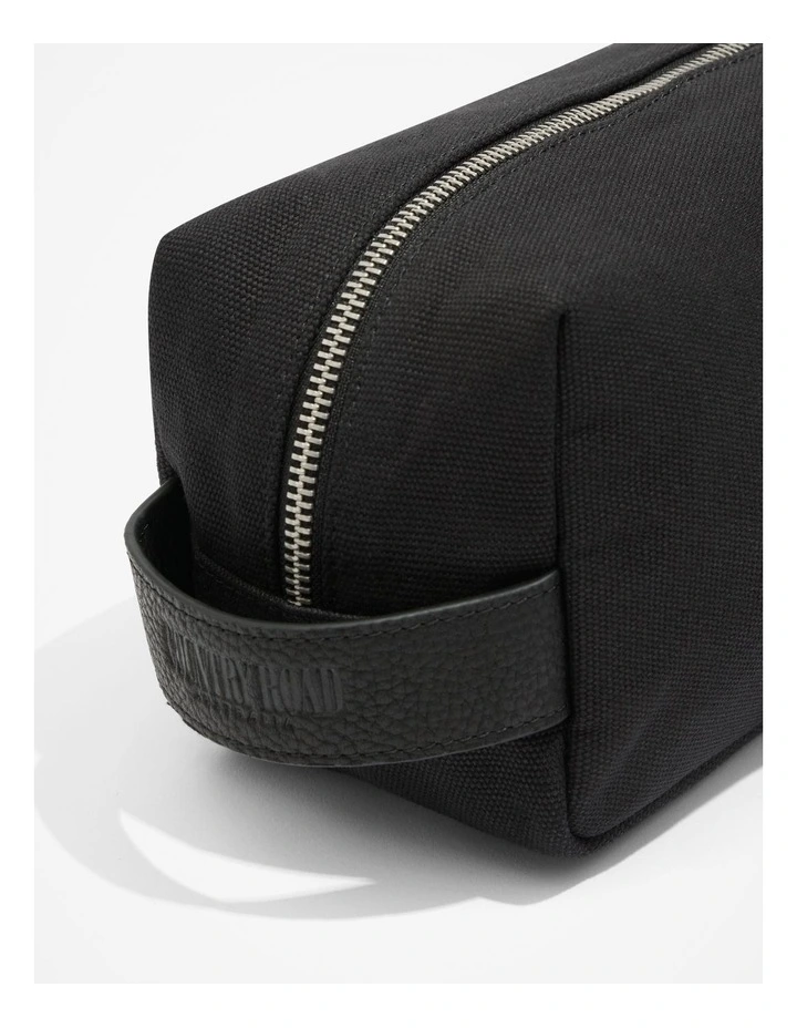 Organically Grown Cotton Heritage Wash Bag in Black
