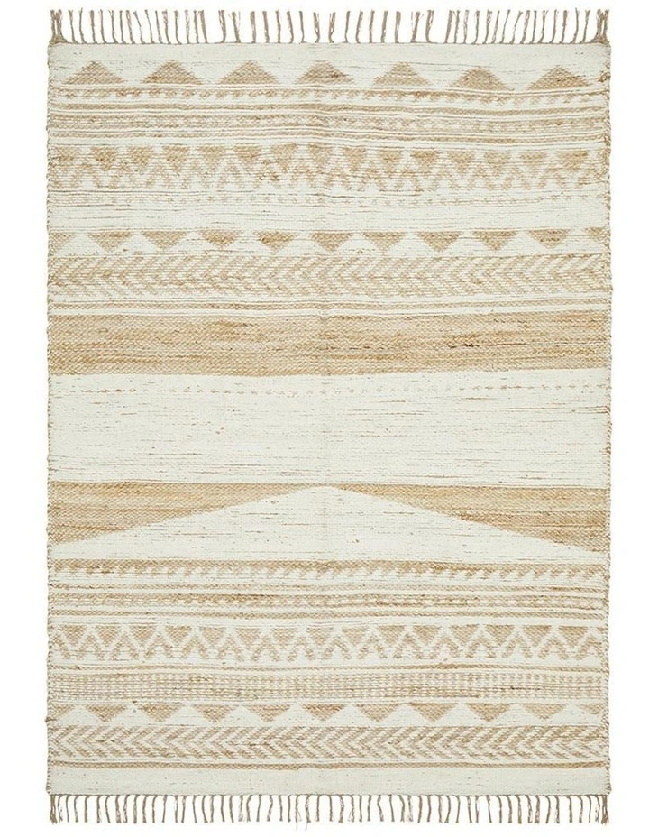 Parade Rug 333 in White/Camel