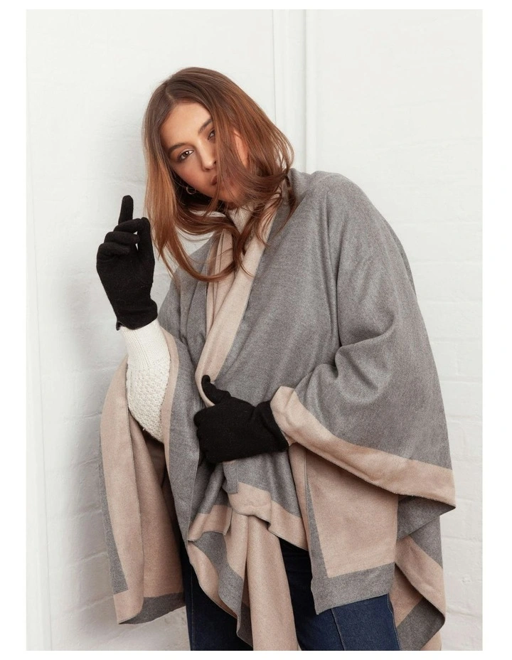 Angelica Woollen Gloves in Black