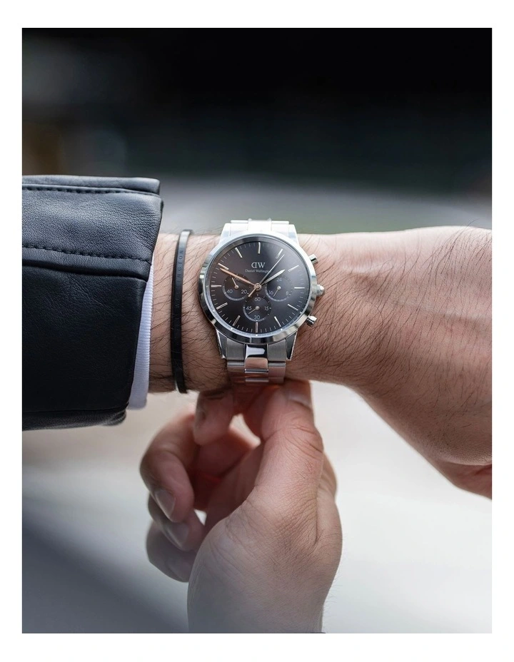 Iconic 42mm Onyx Steel Chronograph Watch in Silver