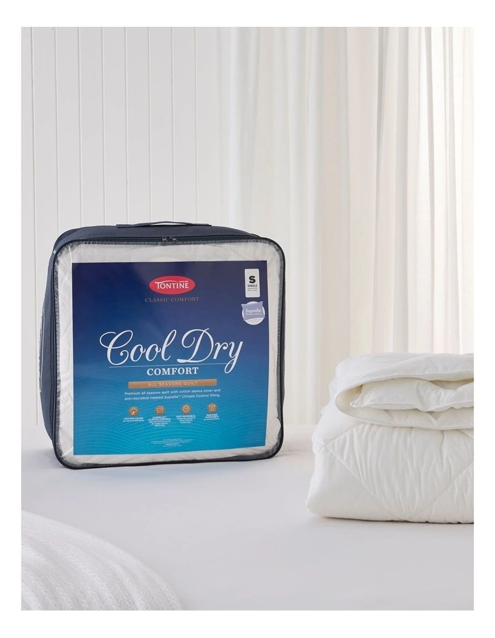 Classic Cool Dry Comfort Quilt in White