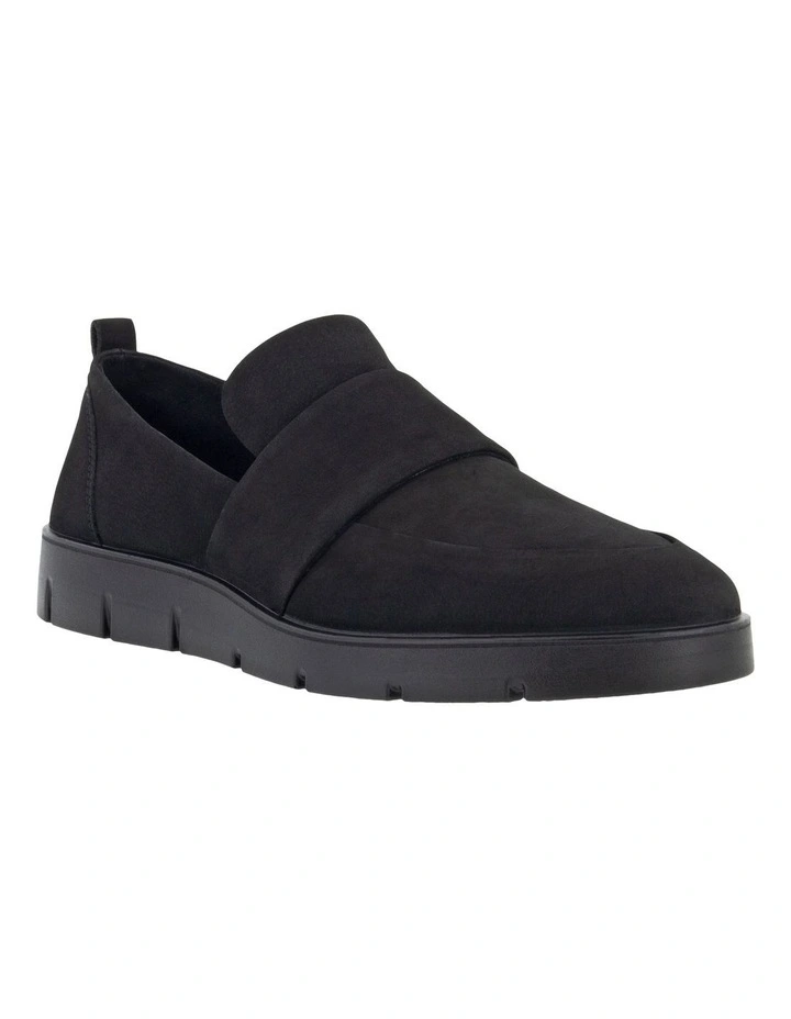 Bella Shoes in Black