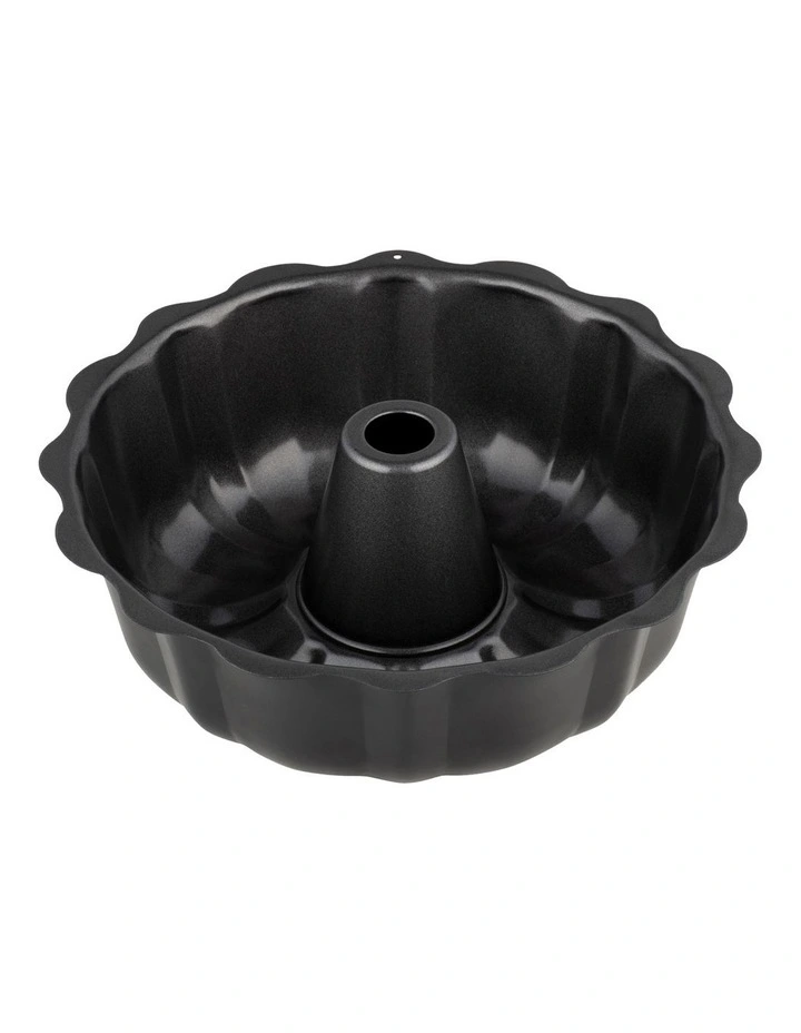 Baker Maker Non-Stick Fluted Ring Cake Pan 24cm in Black