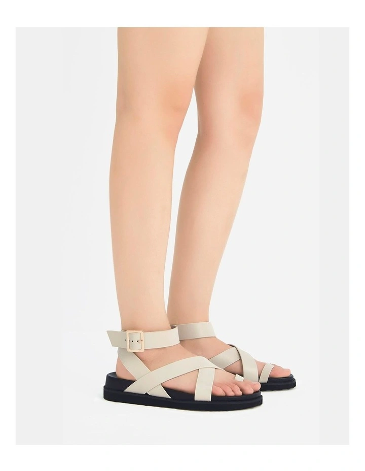 Tillie Flats in Cream