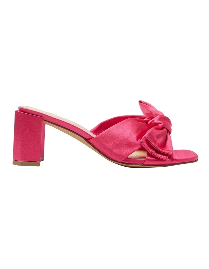 Aria Sandals in Pink Satin