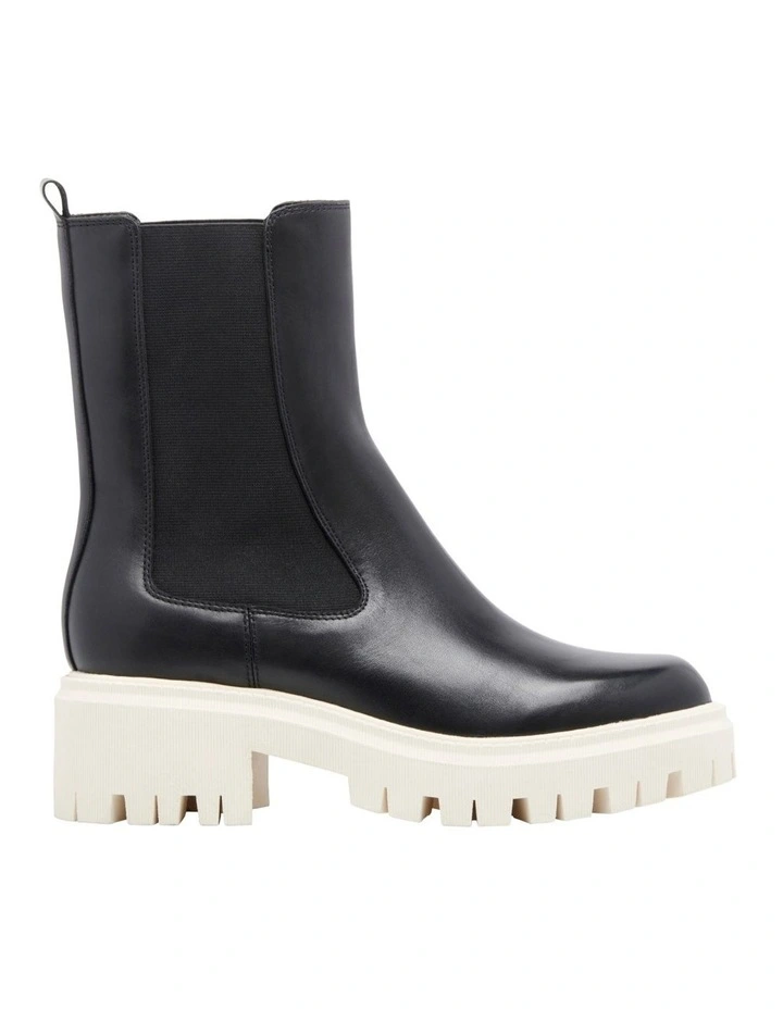 Rives Boot in Black