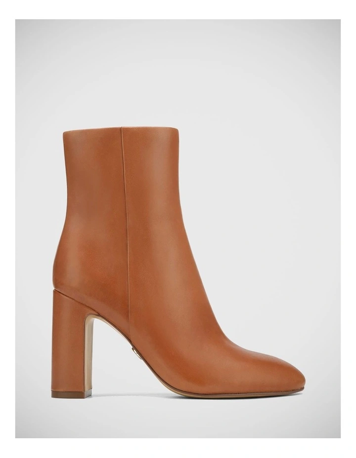 Peggie Leather Ankle Boot in Dark Cognac