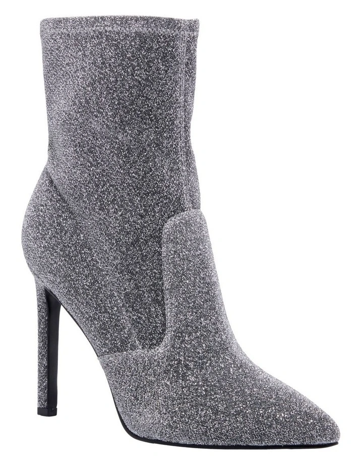 Teoy Heeled Ankle Boot in Grey
