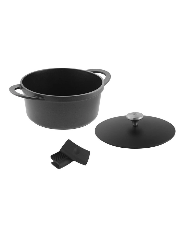Agile Non-Stick Casserole 24cm/4.2L in Black