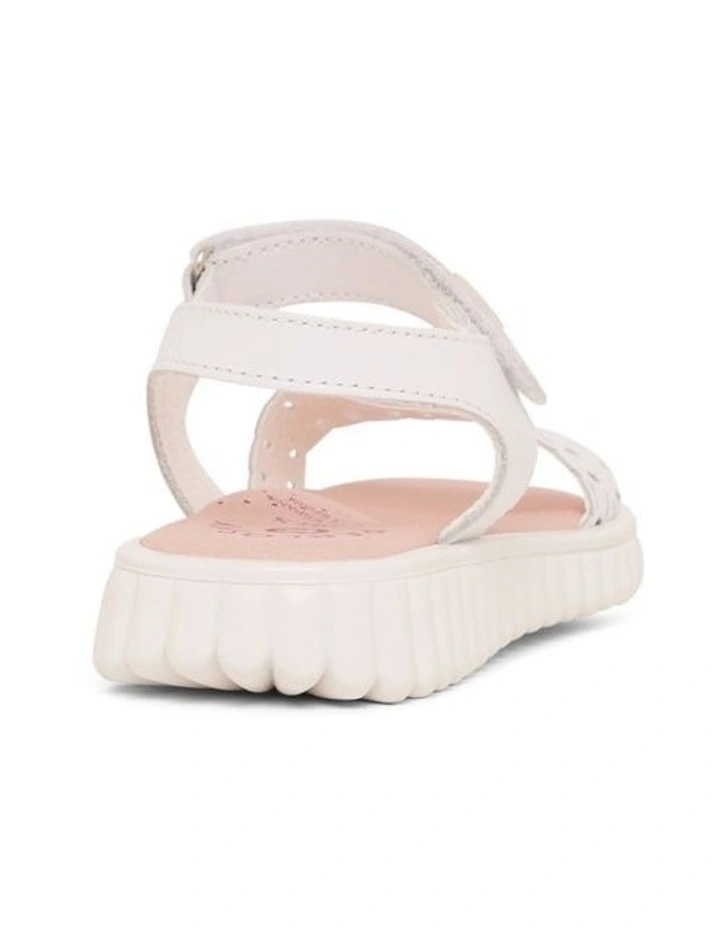 Corina Sunny 418207 Sandals in White