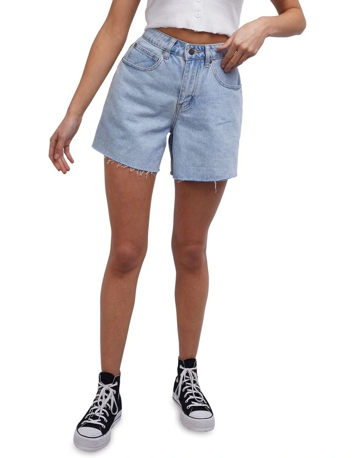 Harley Bermuda Short in Bleach Blue
