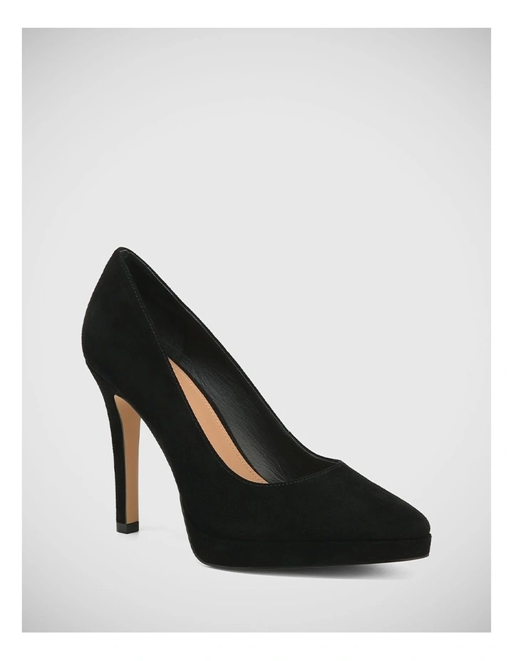 Vero Suede Leather Pump in Black