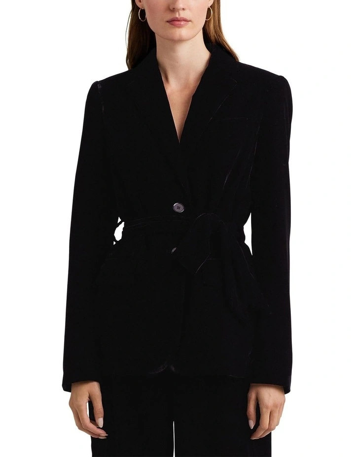 Belted Velvet Blazer in Balck