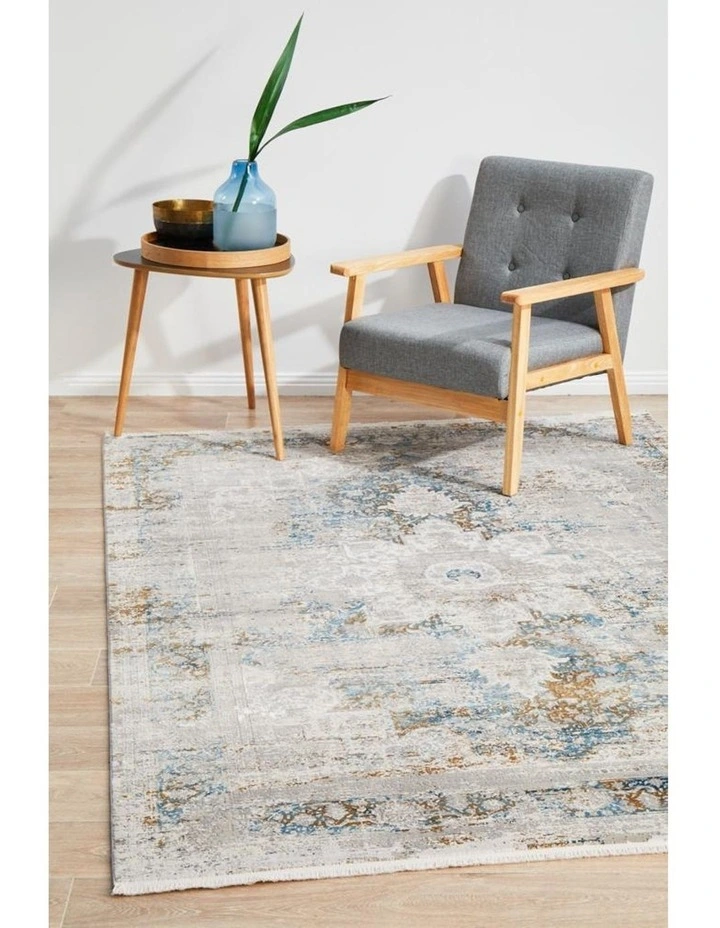 Reflections 104 Rug In Blue