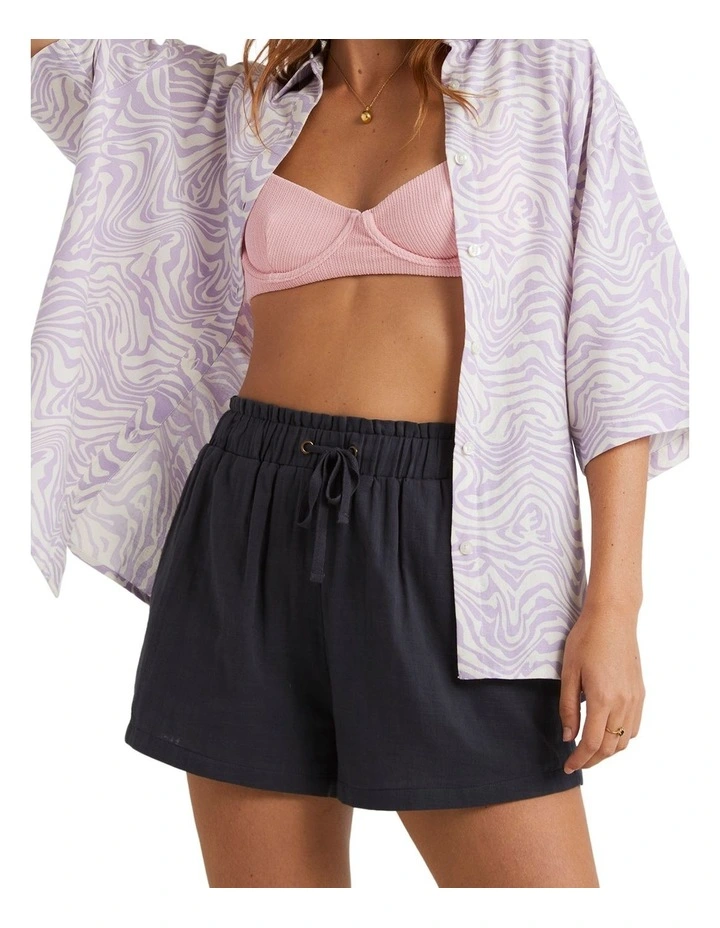 Remy Shorts in Off Black
