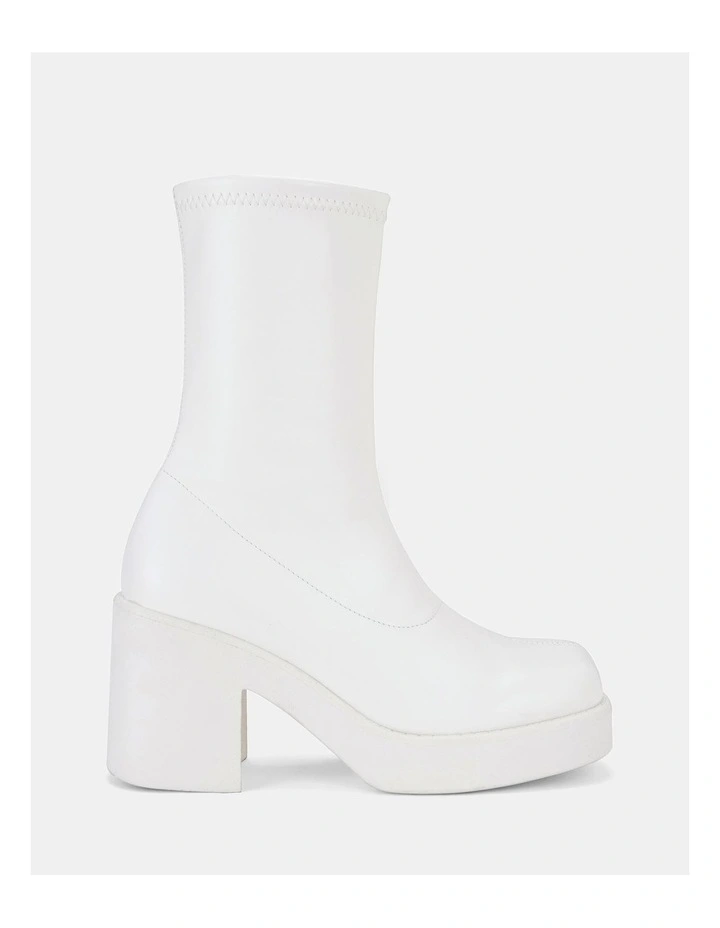 Kyleigh Boots in White