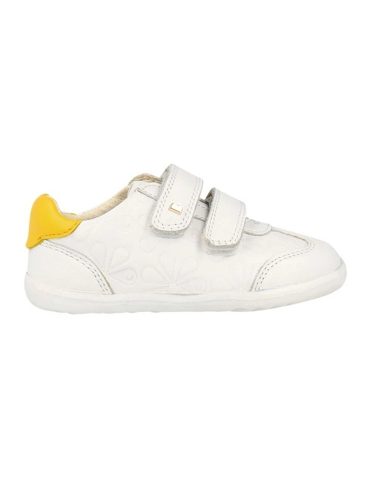 Step Up Sprite Embossed Shoes in White