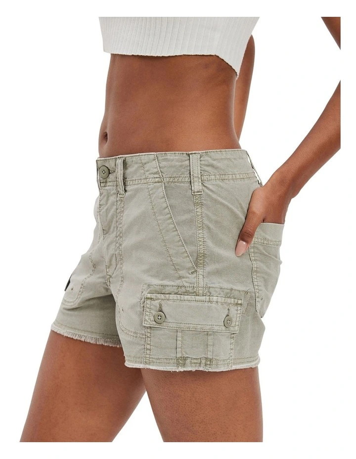 Snappy Stretch 90s Boyfriend Cargo Short in Olive