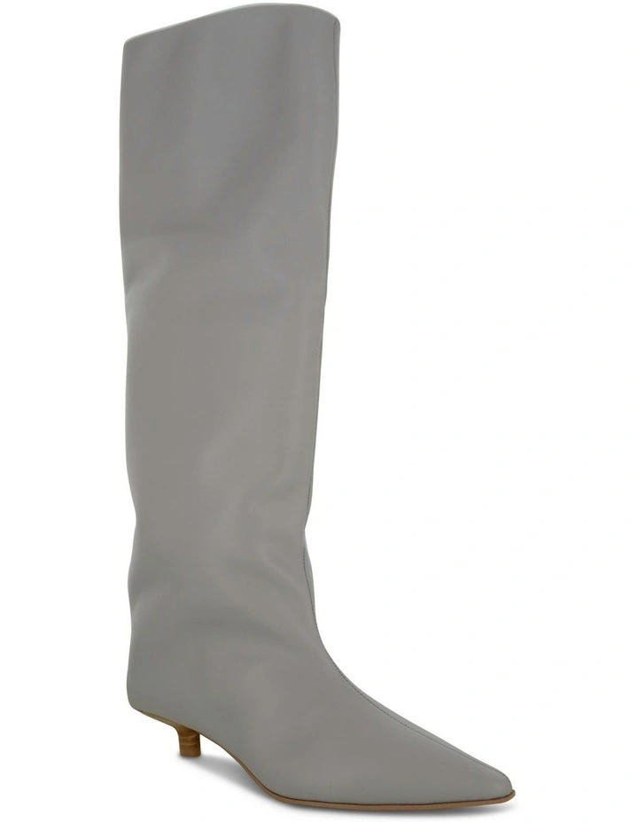 Fizz Boots in Dove