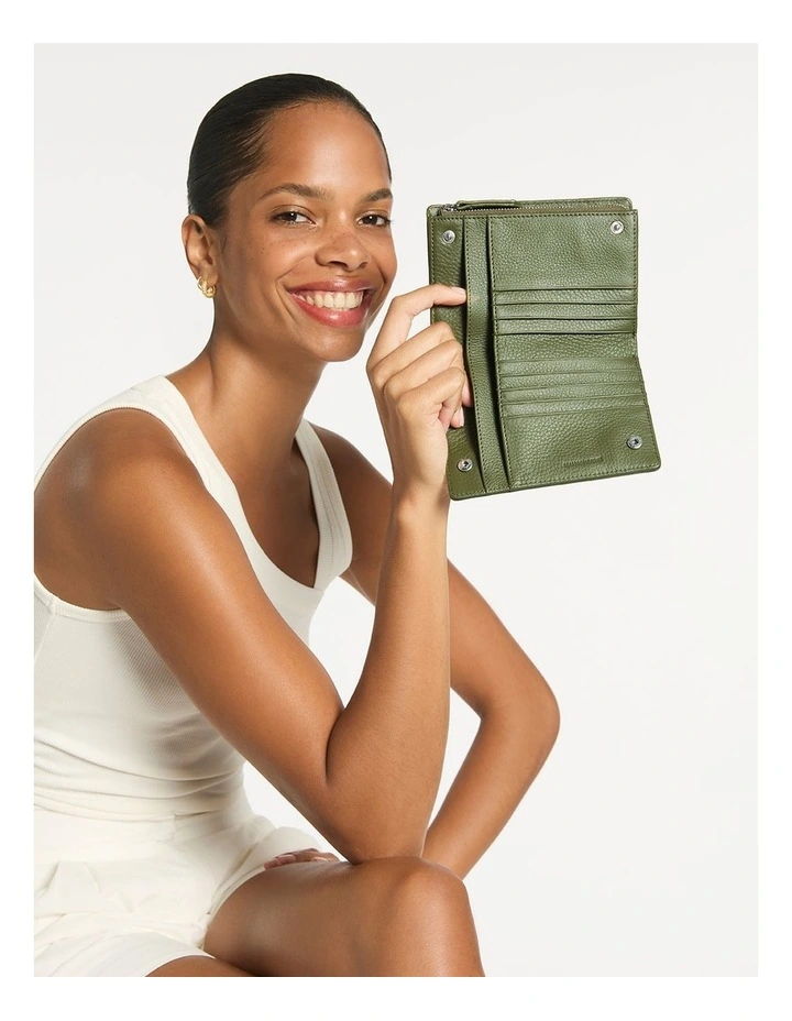 Insurgency Bifold Wallet in Khaki