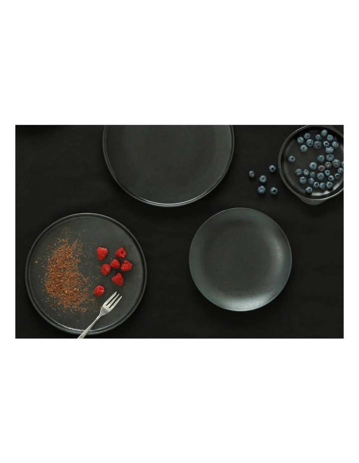 Caviar High Rim Plate 24.5cm in Black