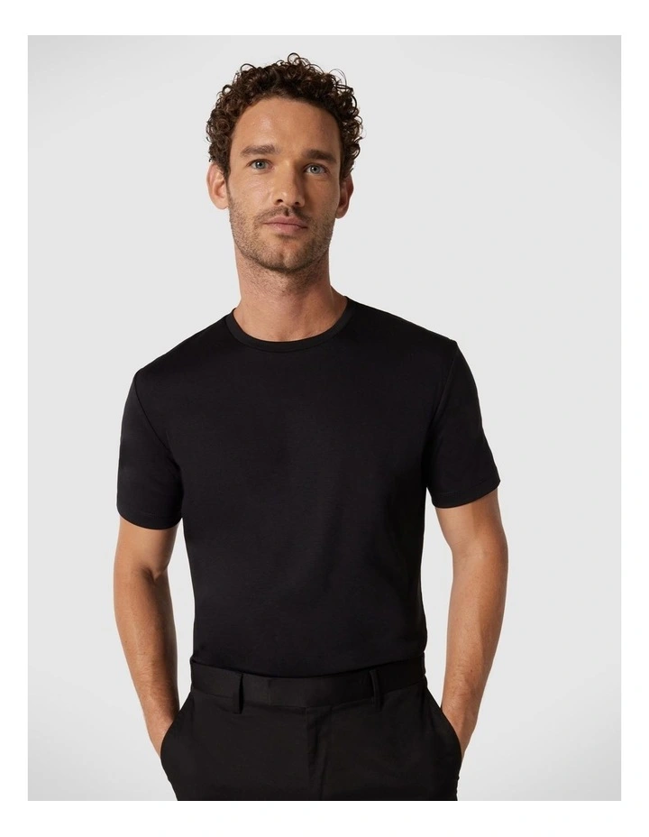 Slim Travel Tee in Black
