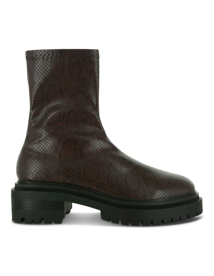 Peyton III Ankle Boots in Merlot