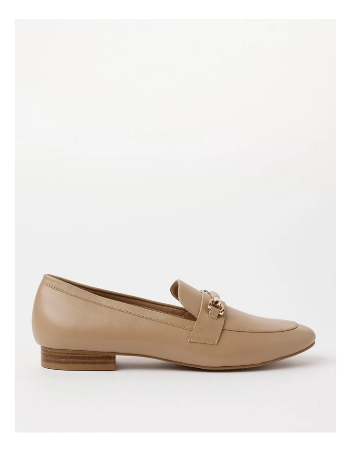 Emmitt Loafers in Smooth Beige