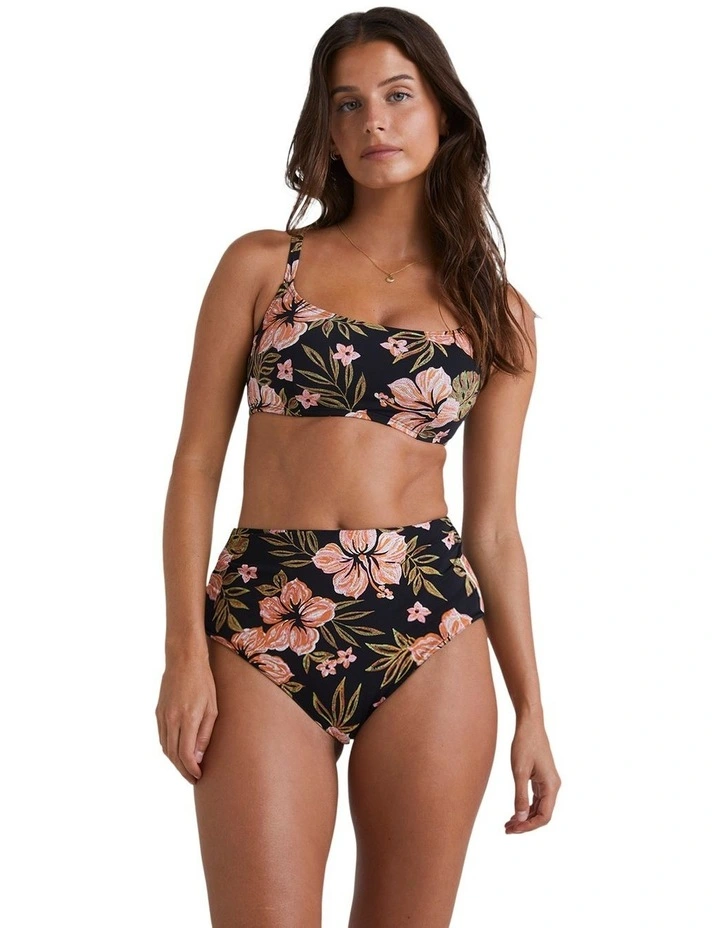 Hooked On Tropics Mia D/DD Bra Bikini Top in Black Pebble
