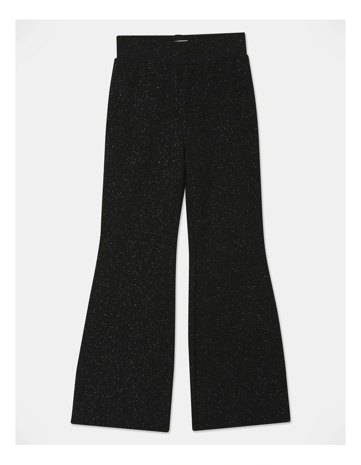 Essentials Flare Legging in Black