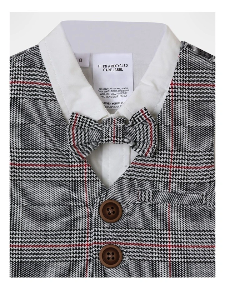Noah Three Piece Suit Set In Grey