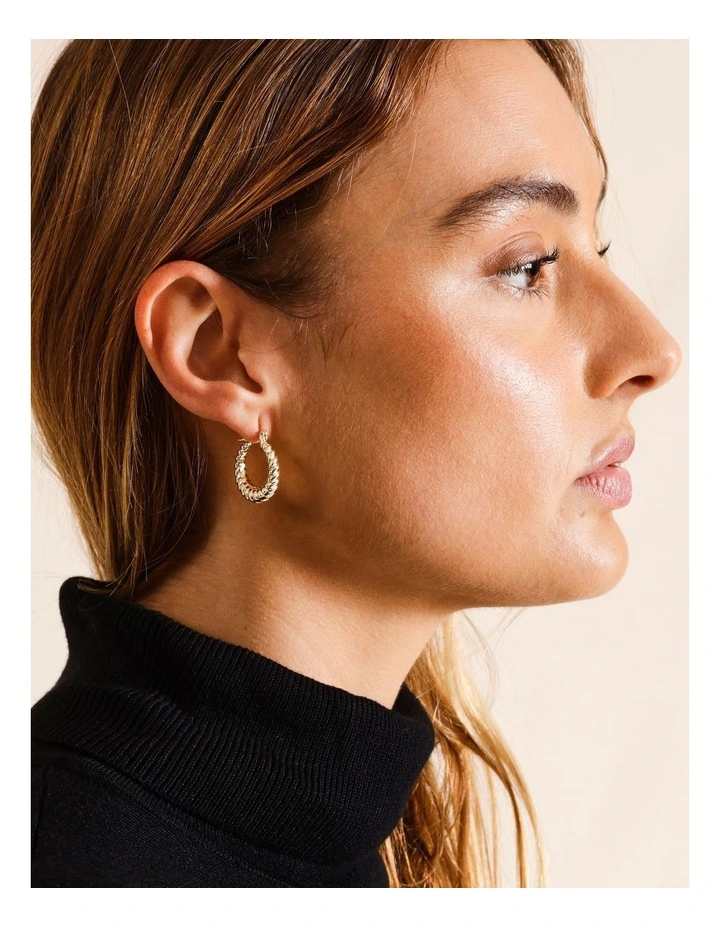 Spiral Tube Hoop Earring 20mm in Gold