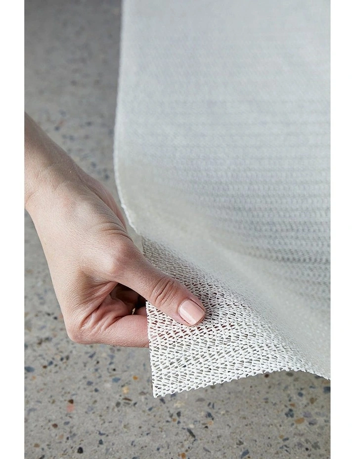 Total Grip for Carpet Floor in White