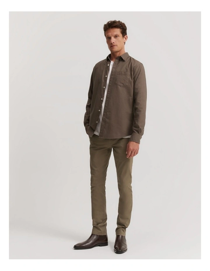 Regular Fit Organically Grown Cotton Oxford Shirt in Dark Brown