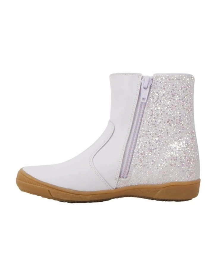 Ginney Boots in Lilac