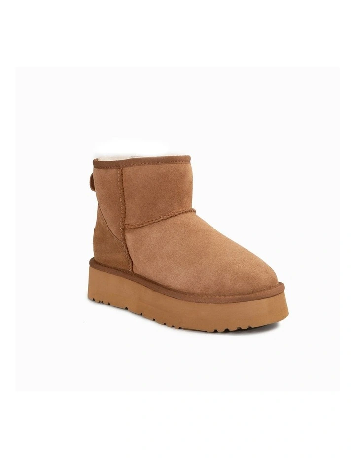 Classic Platform Water Resistant Mini Boots in Chestnut