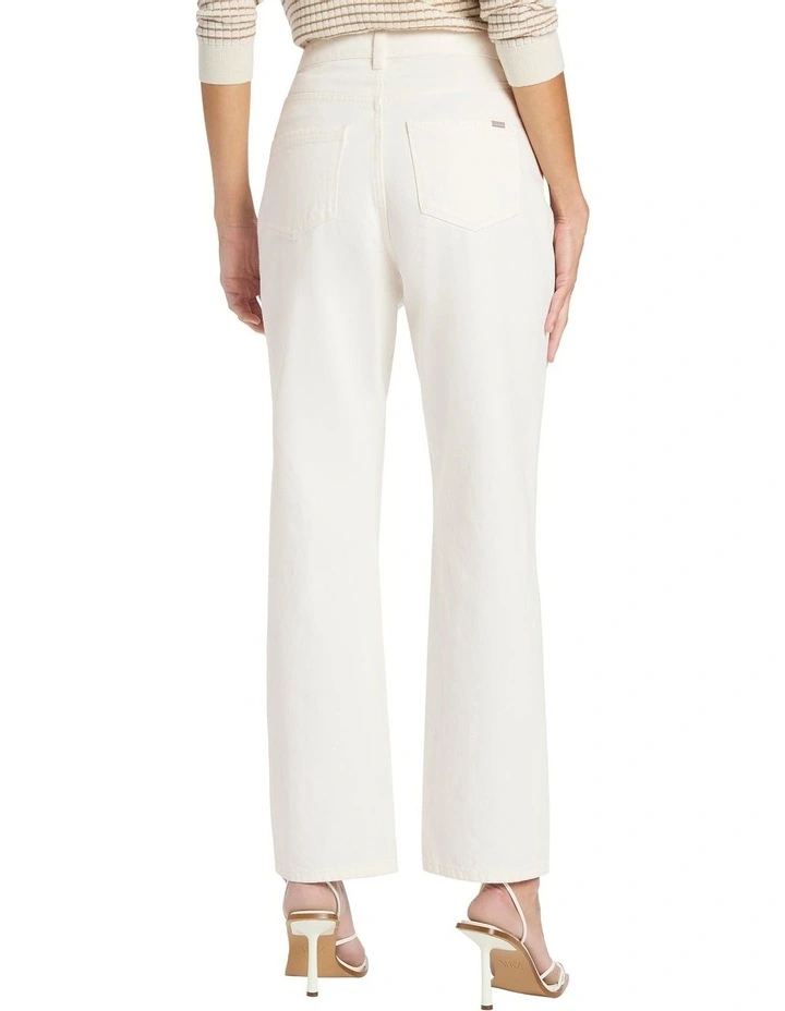 Verona Straight Leg Jean in White