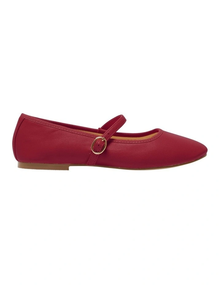Molly Flat Shoes in Red Leather