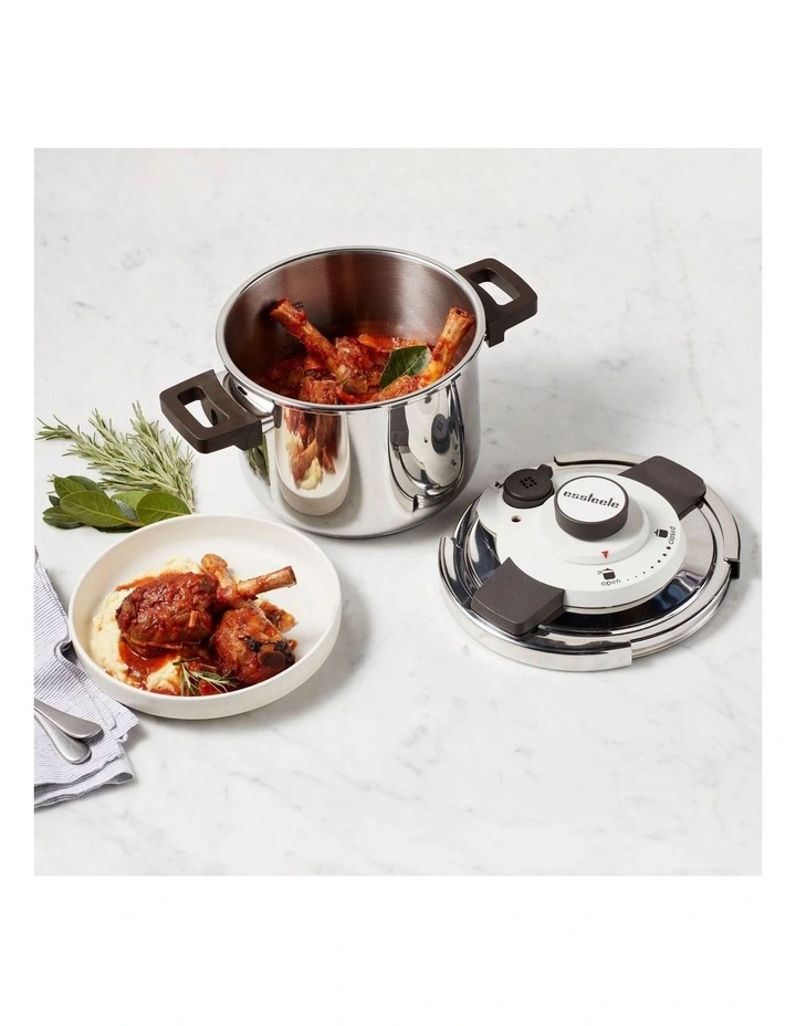 Per Velocita Stainless Steel Pressure Cooker 22cm/6L in Silver
