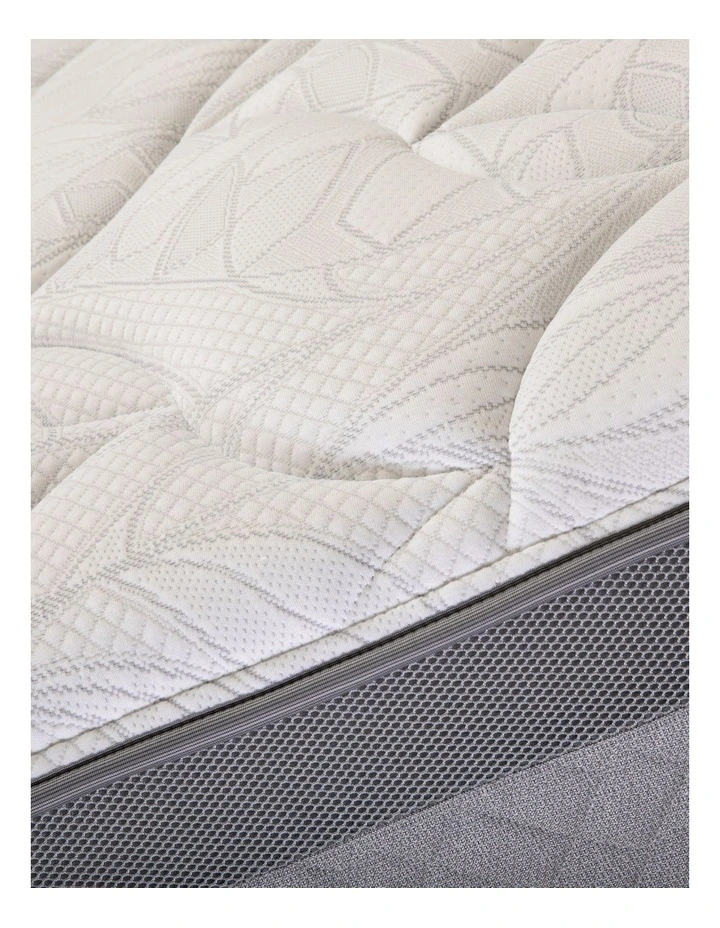 Advantage Cayman Plush Mattress in White