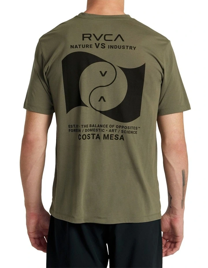 Balance Banner T-shirt in Olive