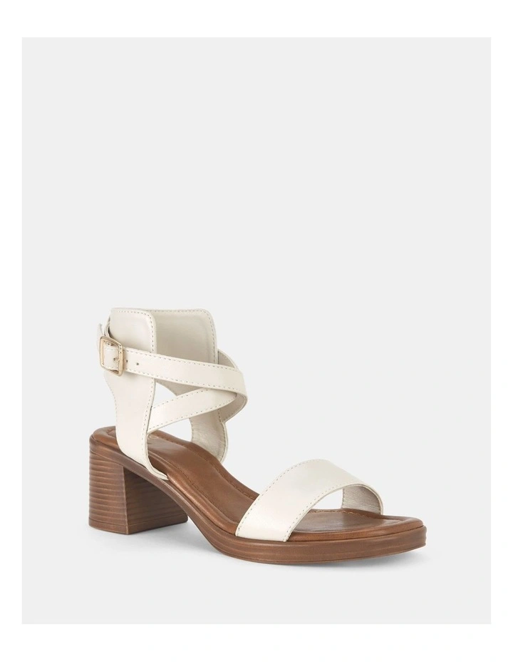 Unforgettable Heels in Cream
