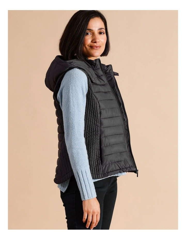 Recycled Polyester Straight Quilted Vest With Removable Hood In Storm