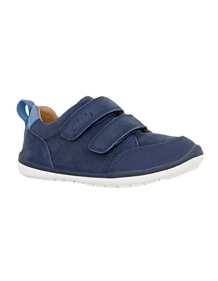 Melvin Sneakers in Navy