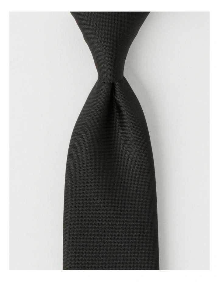 Plain Tie in Black