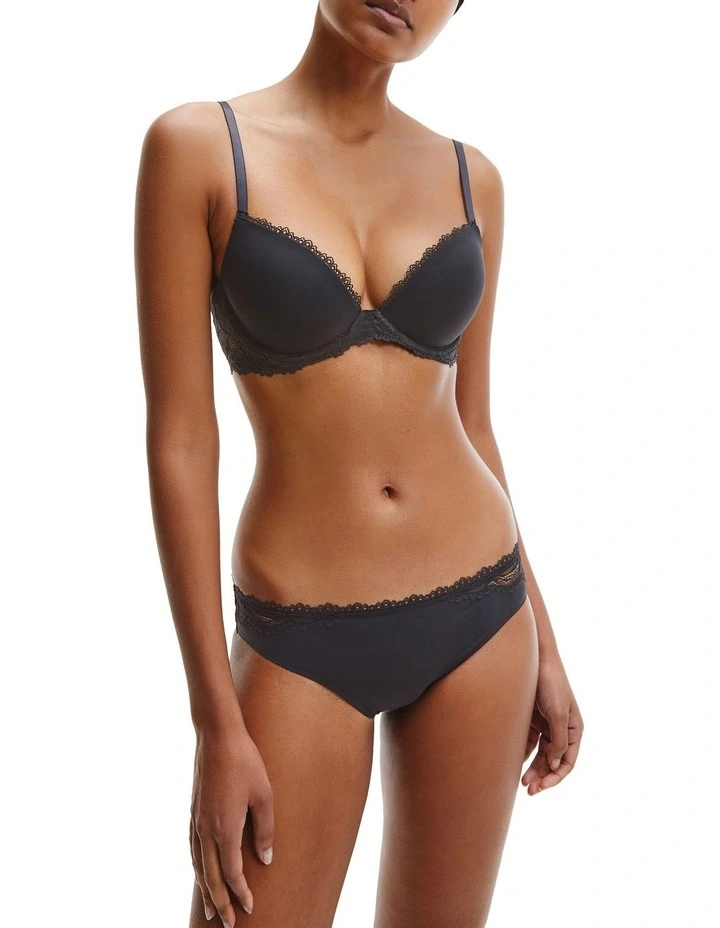 Seductive Comfort Lotus Floral Push-Up T-Shirt Bra in Black