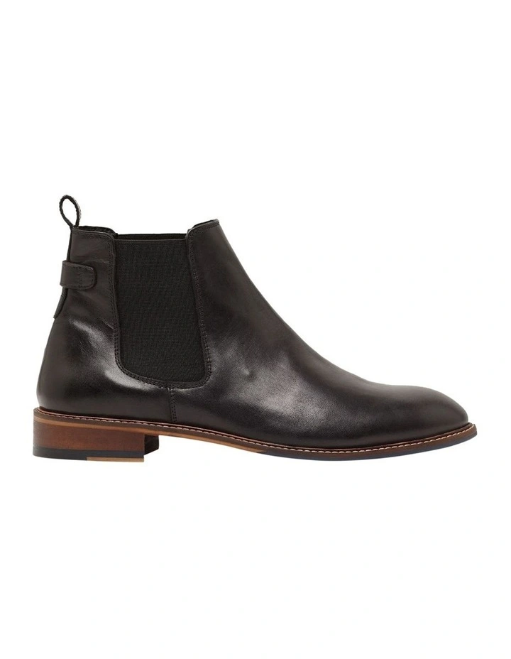 New Silas Chelsea Boots in Black