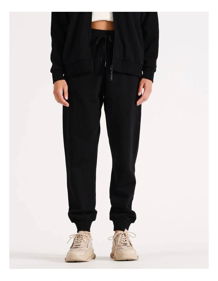 Trackpants in Black
