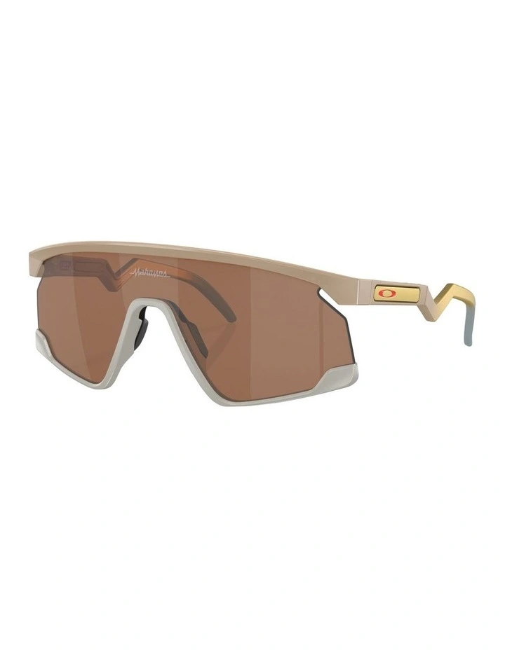 BXTR Patrick Mahomes II Collection Sunglasses in Brown